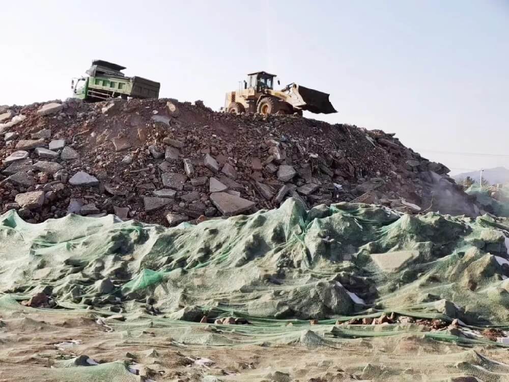 The recycling of construction solid waste should take the road of green 